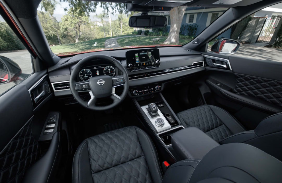 2026 Nissan Rogue Platinum Features Interior