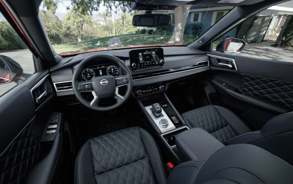 2026 Nissan Rogue SV MPG Interior