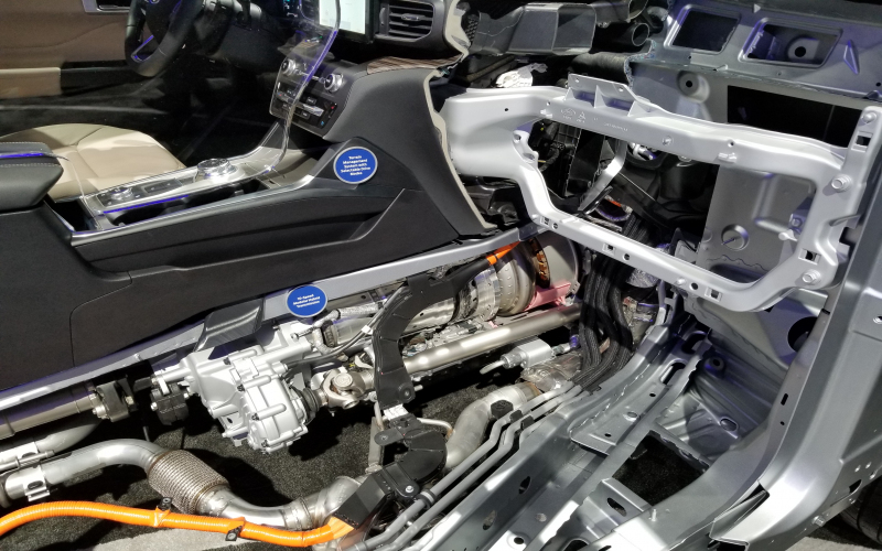 2020 Ford Explorer Hybrid Promises 500 Miles Range | Top Speed