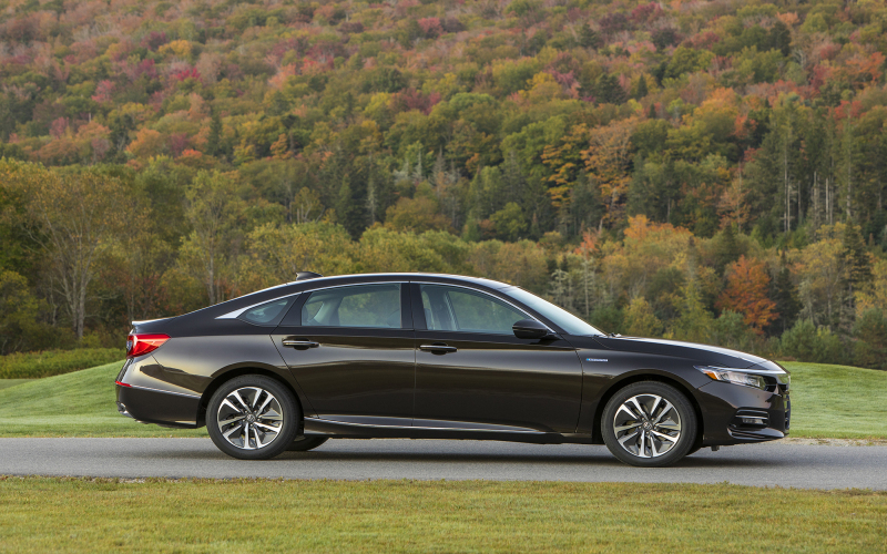 2020 Honda Accord Hybrid On Sale Now: 3 Things Shoppers