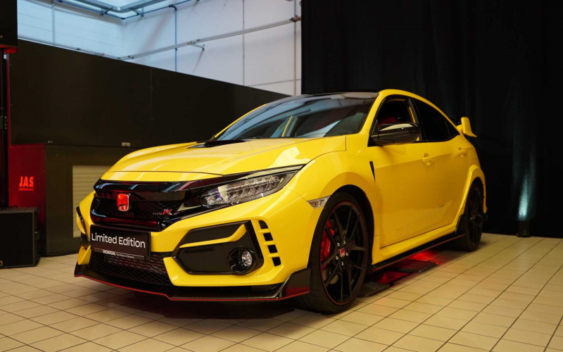 The 2021 Honda Civic Type R Limited Edition Is Ready For The Track